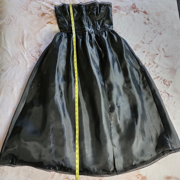 Revolve NBD Boned "Imagine" Dress - Picture 11 of 16